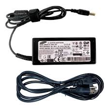 CARGADOR NETBOOK SAMSUNG 19V- 4.22A GENERICO