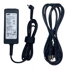 [ACSAMULTR] CARGADOR SAMSUNG ULTRABOOK 12V-2.1 PUNTA DELGADA